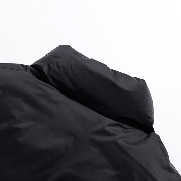 プラダ（ PRADA）ダウンジャケット ダウンコートメンズ