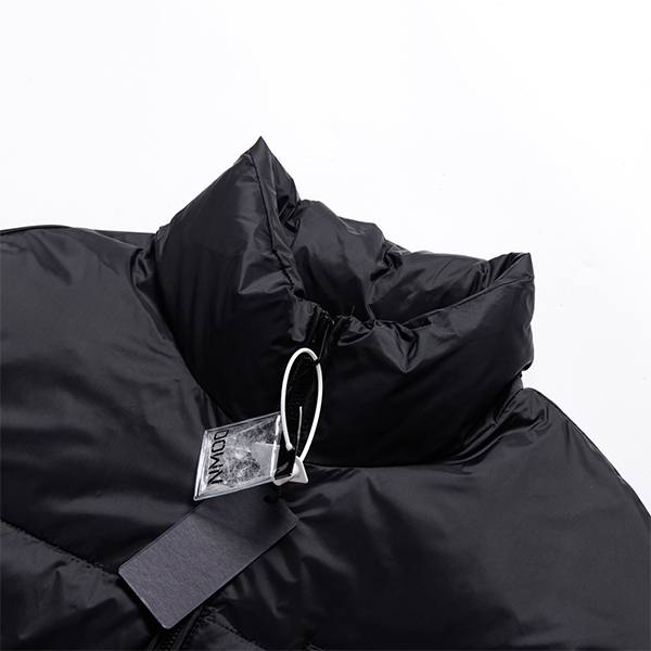 プラダ（ PRADA）ダウンジャケット ダウンコートメンズ