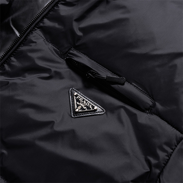 プラダ（ PRADA）ダウンジャケット ダウンコートメンズ
