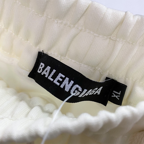 バレンシアガ  Balenciaga ロングパンツ スポーツズボン メンズ レディース