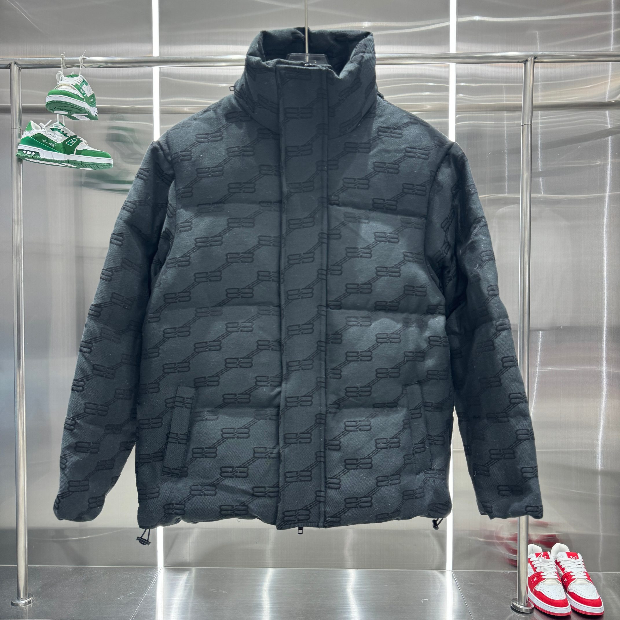 バレンシアガ  Balenciaga ダウンジャケット コート メンズ