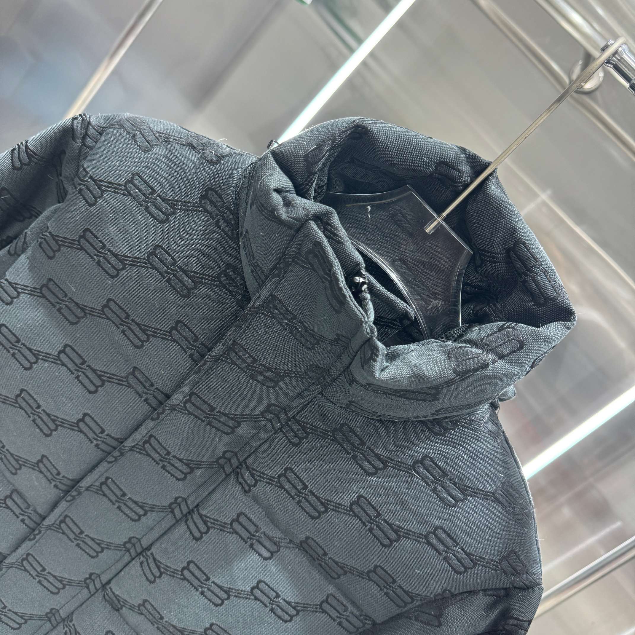 バレンシアガ  Balenciaga ダウンジャケット コート メンズ