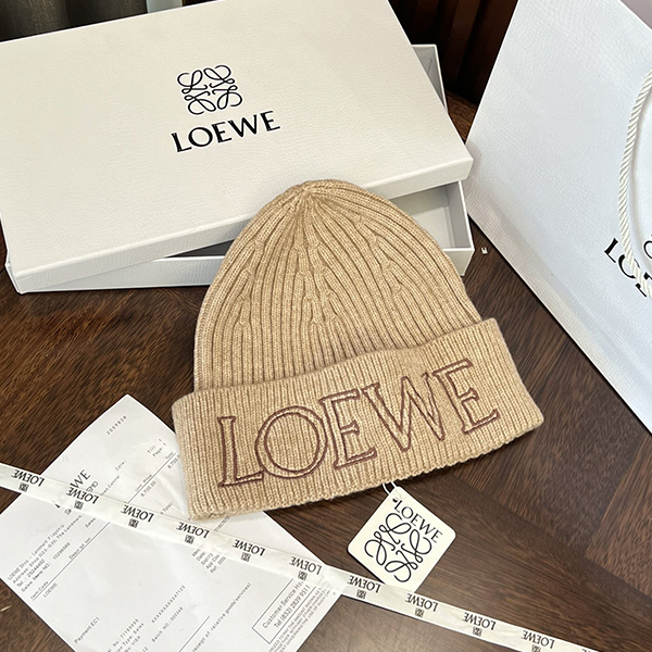 ロエベ LOEWE 冬 ハット 帽子  暖かく 無地 