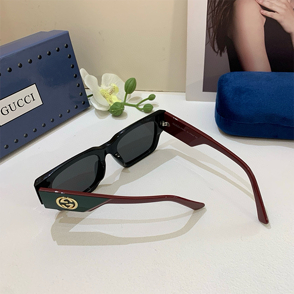 グッチ GUCCI クラシックなスクエアデザイン サングラス レディース & レディース