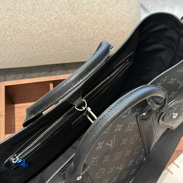 LOUIS VUITTON ルイヴィトン ショルダーバッグ ビジネスバッグ メンズ
