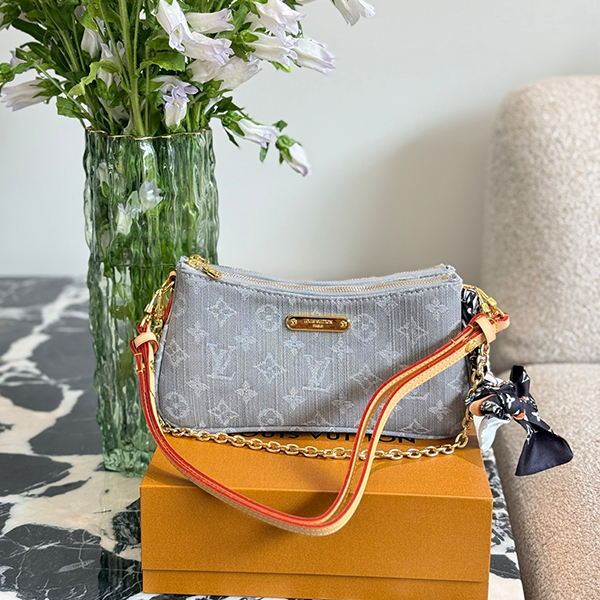 ルイ・ヴィトン LOUIS VUITTON  脇下バッグ 斜め掛けバッグ ショルダーバッグ レディース