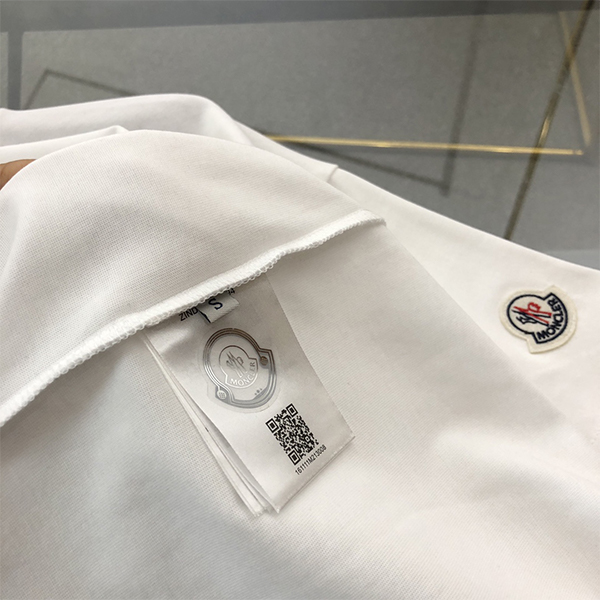 モンクレール（MONCLER） 夏 2025 新作 半袖 Tシャツ クルーネックメンズ &レディース