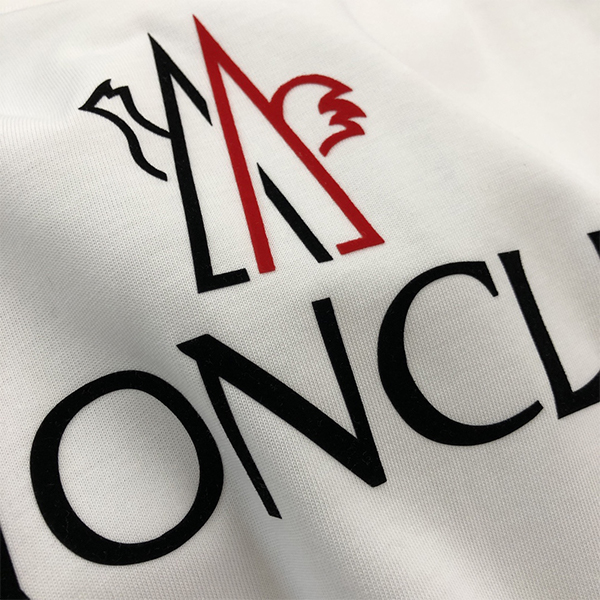 モンクレール（MONCLER） 夏 2025 新作 半袖 Tシャツ クルーネックメンズ &レディース