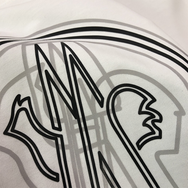 モンクレール（MONCLER） 夏 2025 新作 半袖 Tシャツ クルーネックメンズ &レディース