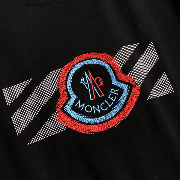 モンクレール（MONCLER） 夏 2025 新作 半袖 Tシャツ クルーネックメンズ &レディース