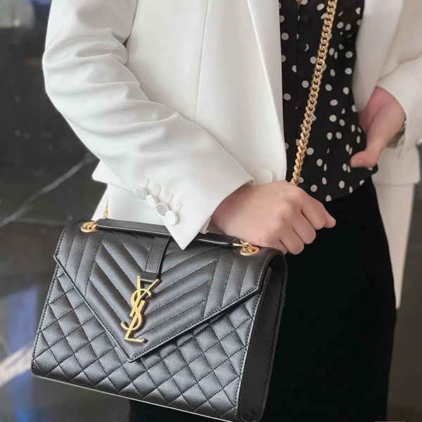 SAINT LAURENT サンローランエンベロープ ショルダーバッグ