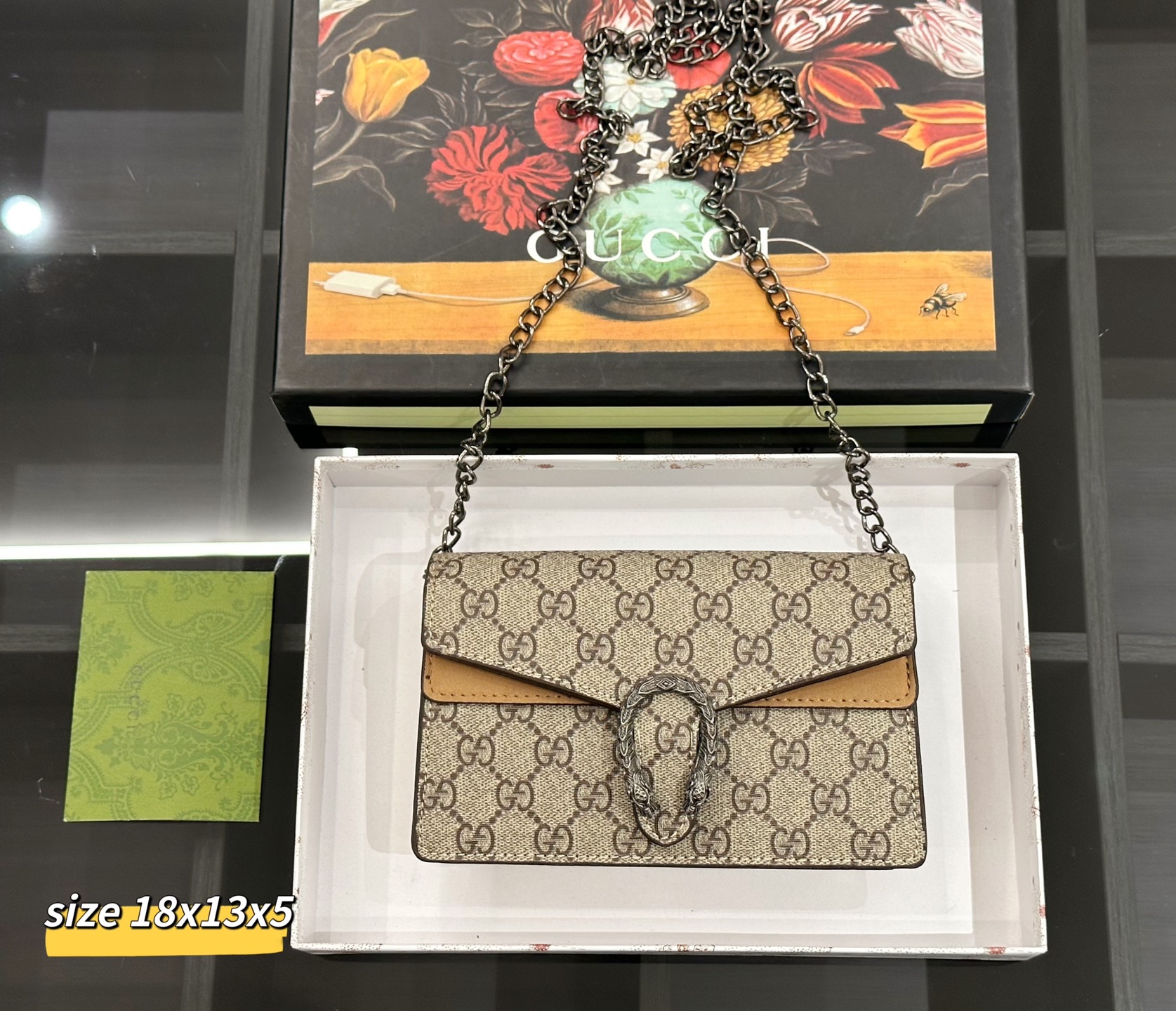 1つ買うと、もう1つ無料】グッチ（GUCCI）ハンドバング