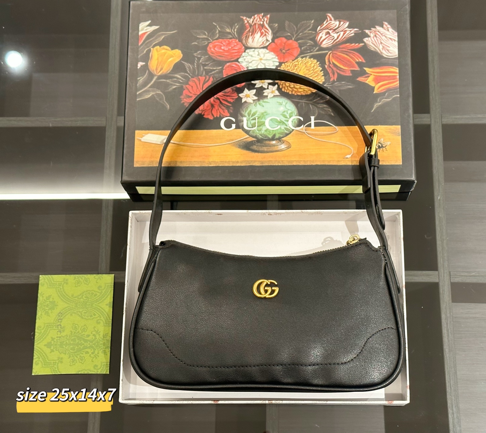 1つ買うと、もう1つ無料】グッチ（GUCCI）ハンドバング