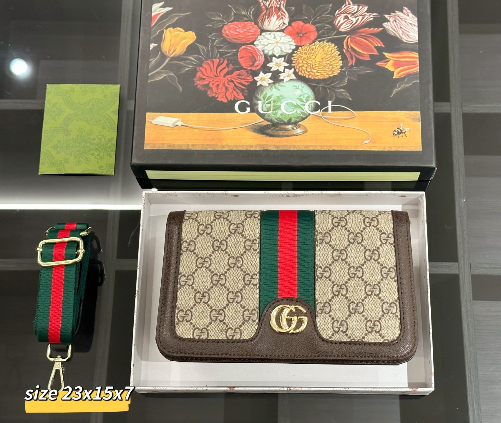 【1つ買うと、もう1つ無料】グッチ（GUCCI）ハンドバング ショルダーバッグ　レディース