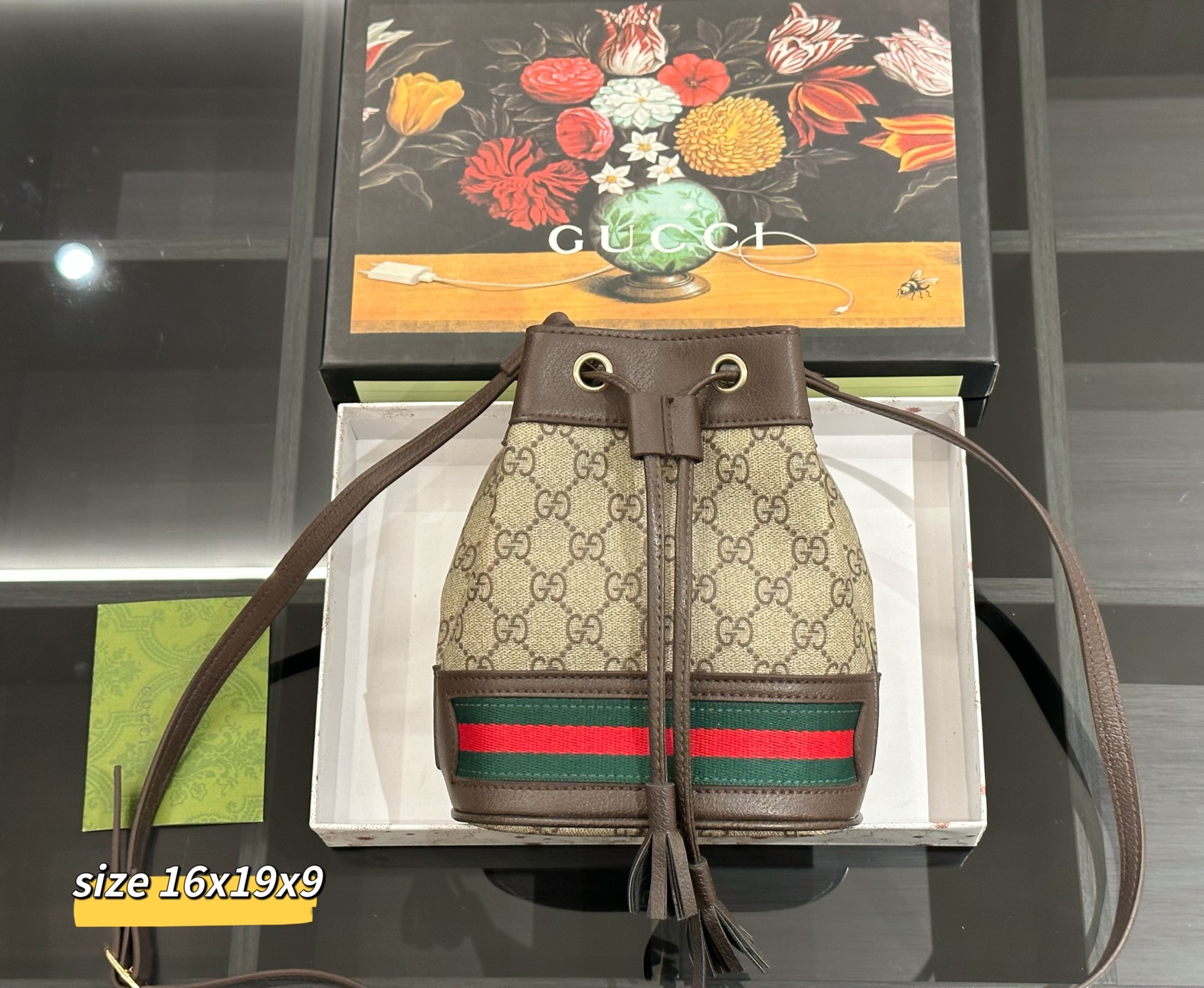 【1つ買うと、もう1つ無料】グッチ（GUCCI）ハンドバング ショルダーバッグ　レディース