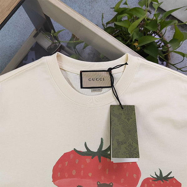 グッチ GUCCI 夏 2025 半袖 Tシャツ メンズ &レディース