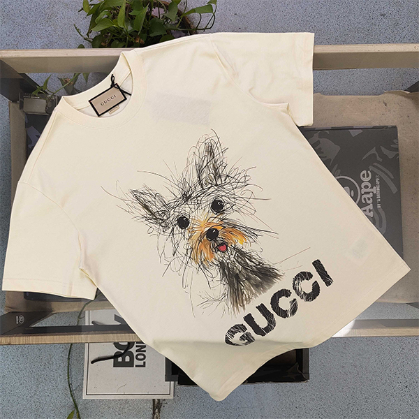 グッチ GUCCI 犬 プリント Tシャツ 半袖 レディース メンズ