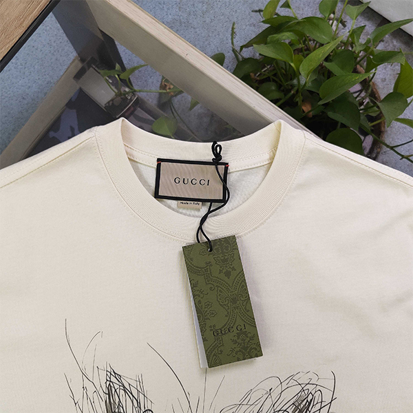 グッチ GUCCI 犬 プリント Tシャツ 半袖 レディース メンズ