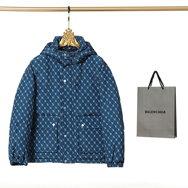 バレンシアガ  Balenciaga ダウンジャケット コート メンズ ネイビー