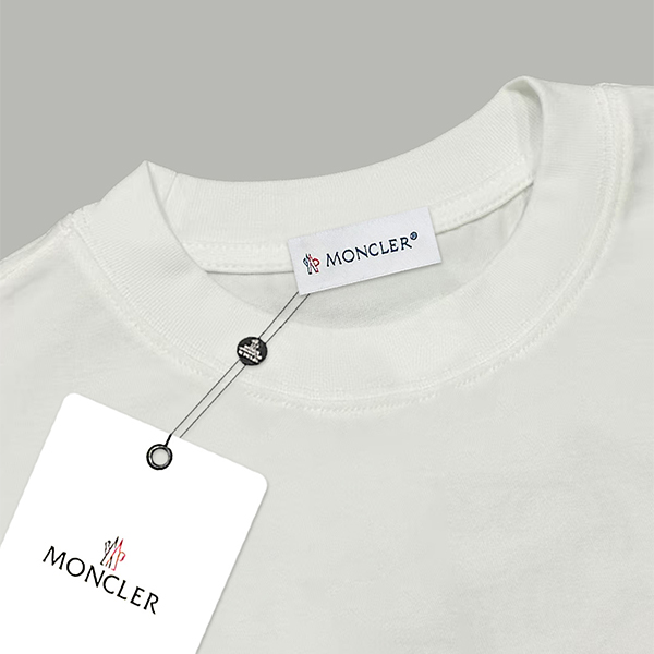 モンクレール（MONCLER） 夏 2025 新作 半袖 Tシャツ クルーネックメンズ &レディース