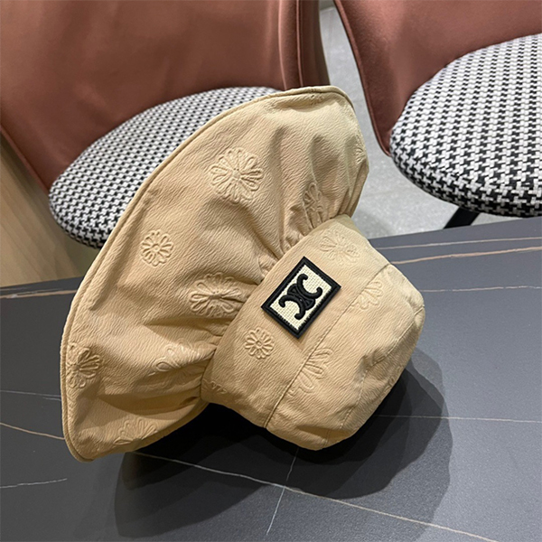 セリーヌ（CELINE） 春夏 バケットハット 帽子 UVカット キャップ 折りたたみ 紫外線対策 日焼け対策 アウトドア 日よけ メンズ＆レディース