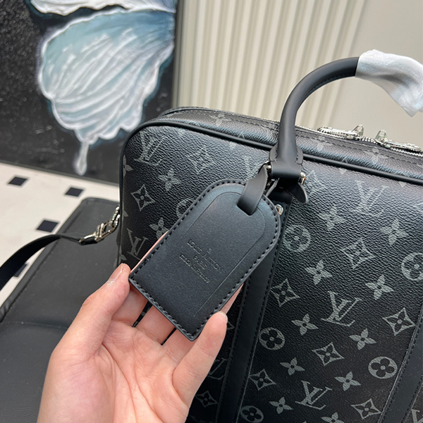 LOUIS VUITTON ルイヴィトン ショルダーバッグ ビジネスバッグ メンズ