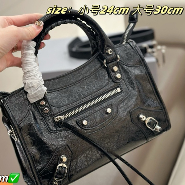 バレンシアガ BALENCIAGA Le City レ シティ スモール バッグ ラムスキン レディース