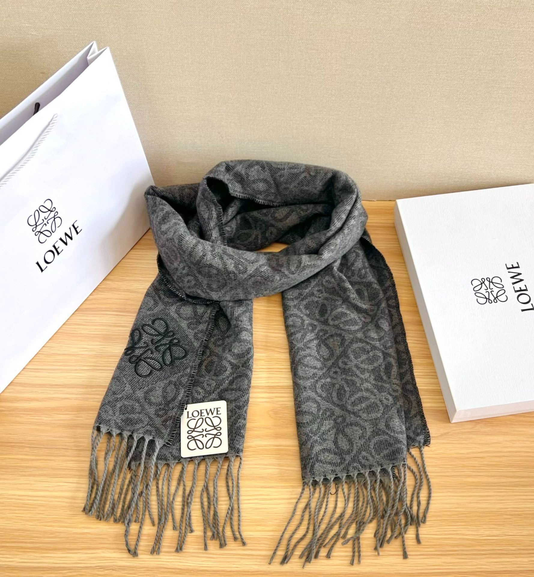 26新作 ロエベ LOEWE アナグラム スカーフ ウール カシミヤ マフラー レディース