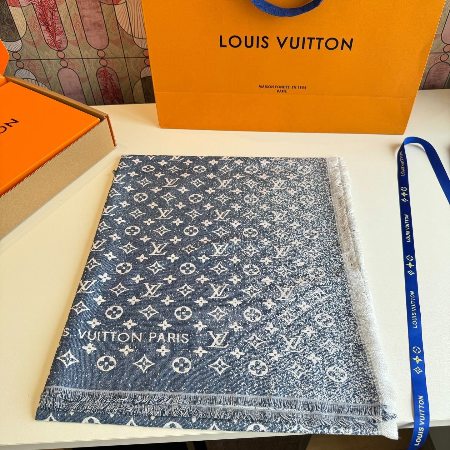 ルイヴィトン Louis Vuitton 草間彌生 M71378 モノグラム・デニム ショール マフラーレディース