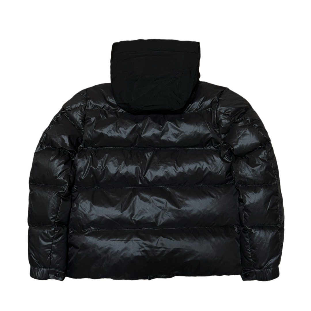 モンクレール MONCLER ブラックウォリアー ショートダウンジャケット【多色在庫】メンズ
