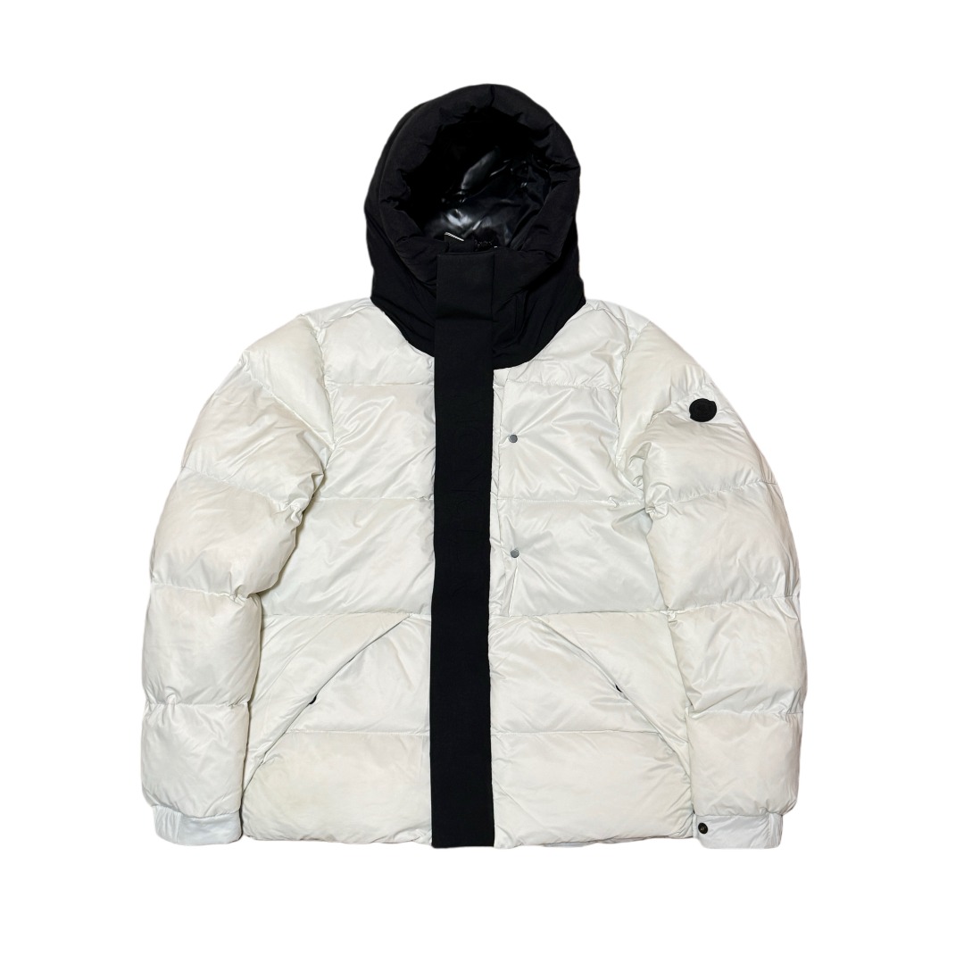 モンクレール MONCLER ブラックウォリアー ショートダウンジャケット【多色在庫】メンズ