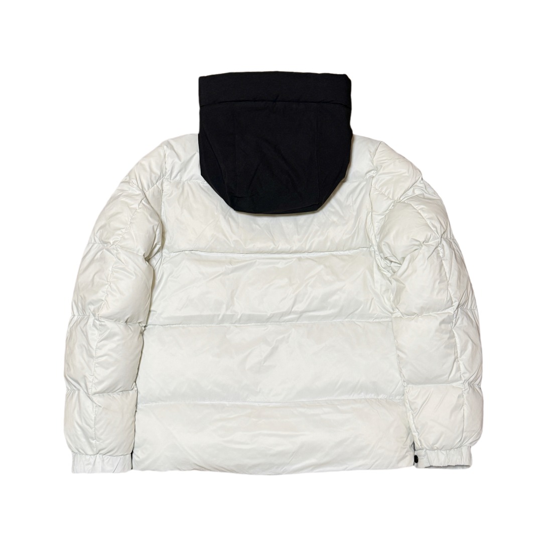 モンクレール MONCLER ブラックウォリアー ショートダウンジャケット【多色在庫】メンズ