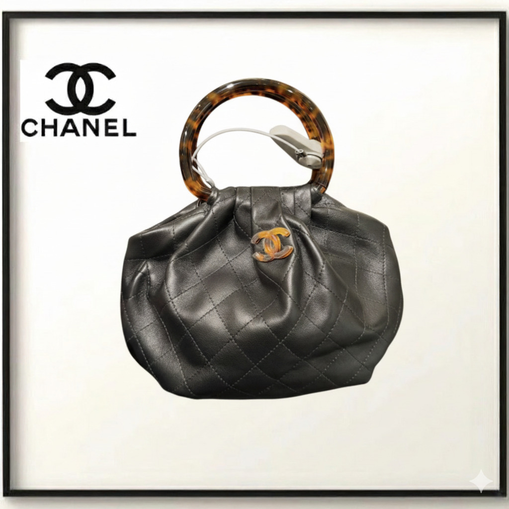 シャネル CHANEL 大人可愛い品格 べっ甲ハンドルマトラッセバッグ レディース