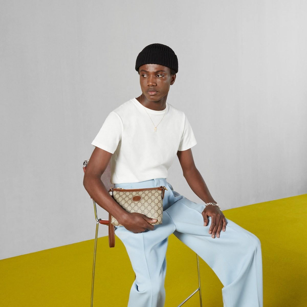 グッチ インターロッキングG付き メッセンジャーバッグ メンズ