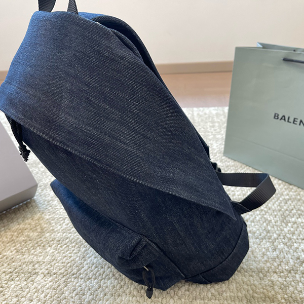 Balenciaga(バレンシアガ) ）デニム バックパック リュックパック メンズ レディース 男女兼用