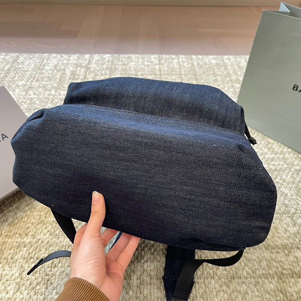 Balenciaga(バレンシアガ) ）デニム バックパック リュックパック メンズ レディース 男女兼用