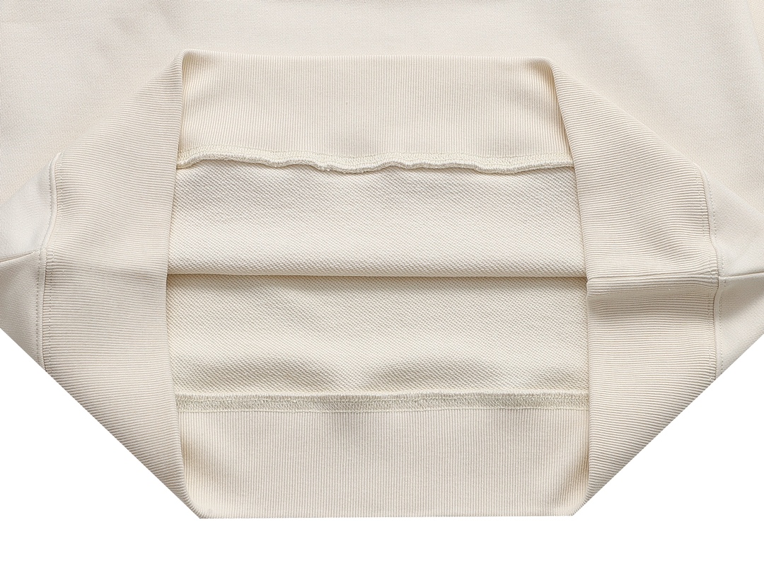 グッチ（GUCCI）2色 トレーナー 長袖 メンズ＆レディース