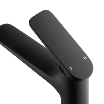 Round Brass Bathroom Basin Mixer Tap Laundry Sink Vanity Spout Faucet Chrome/Black