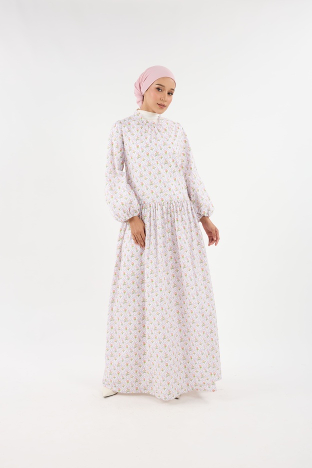 Memoria Off-White Flounce Dress