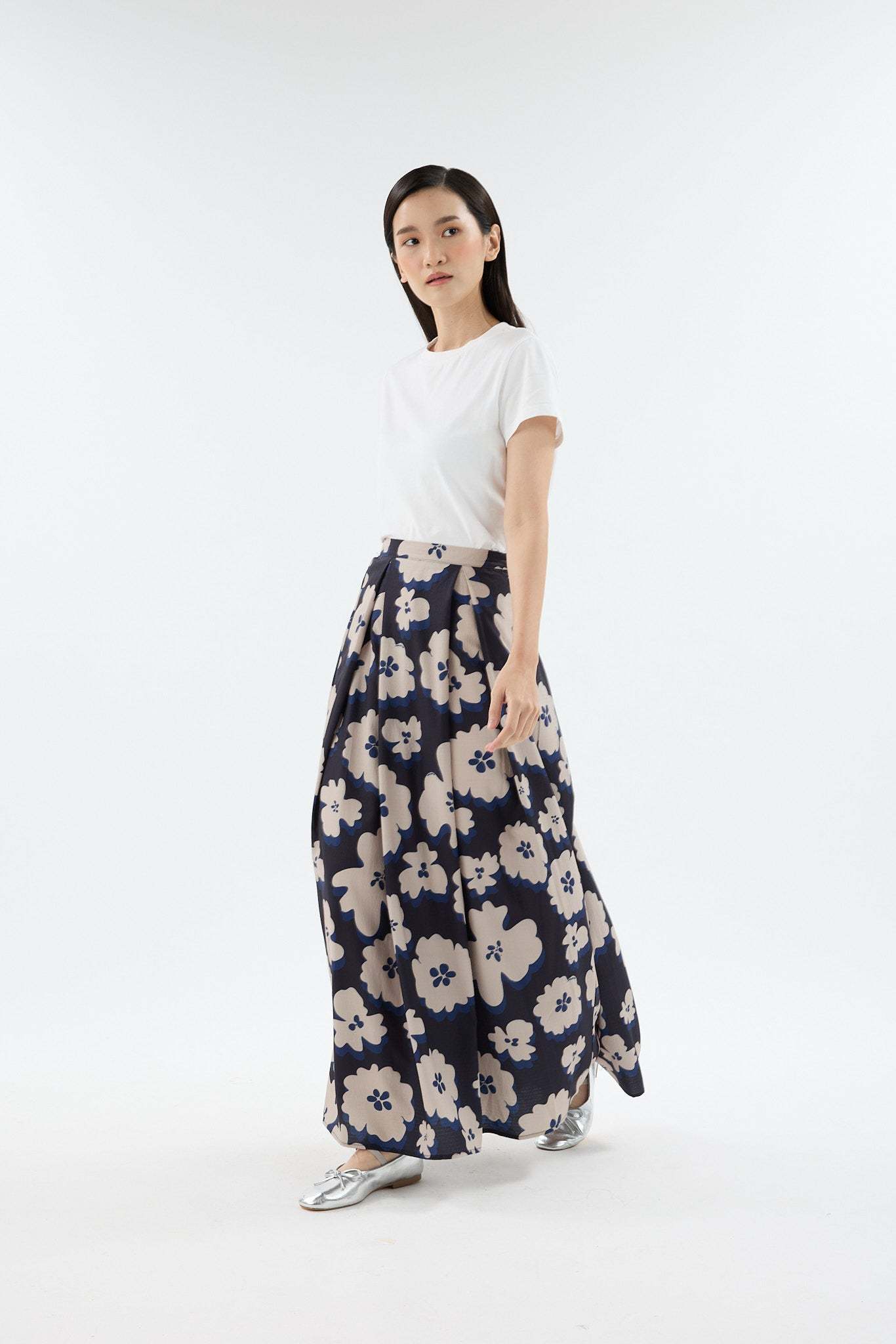 Fiora Black Printed Flare Skirt