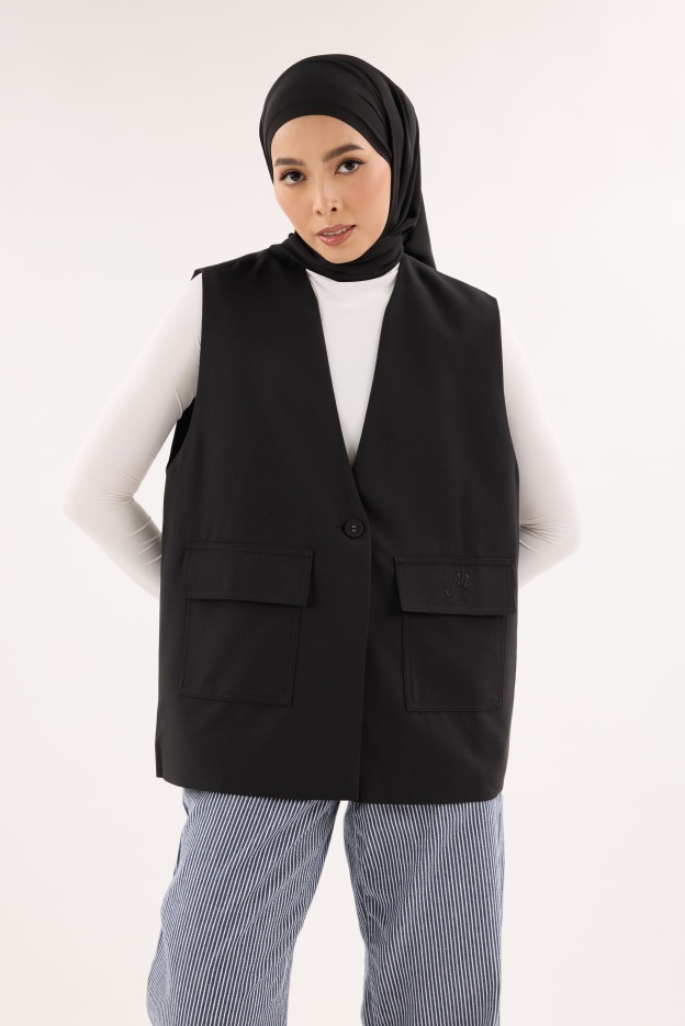 Nelly Black Structured Vest