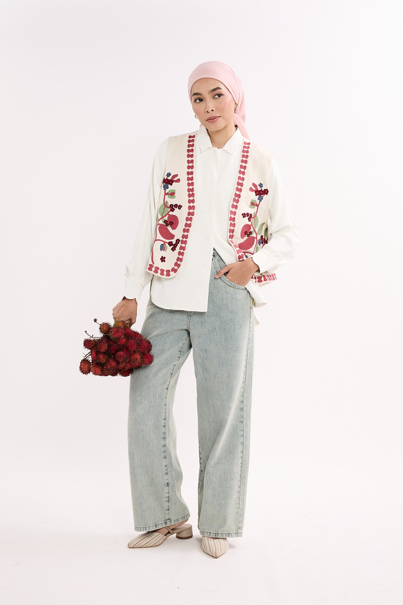 Ladang Embroidered Linen Vest