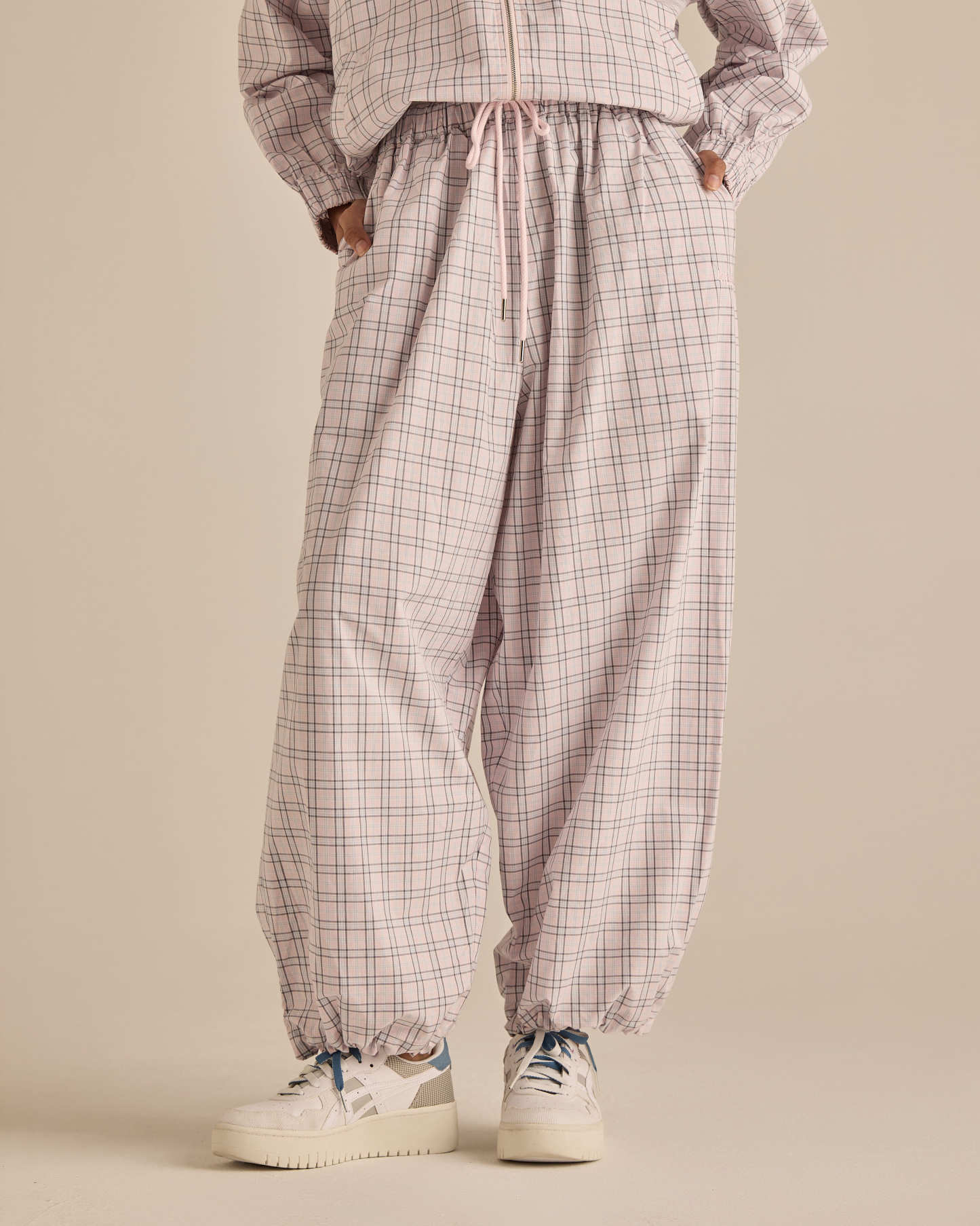 Soft Pink Plaid Relaxed Balloon Pants