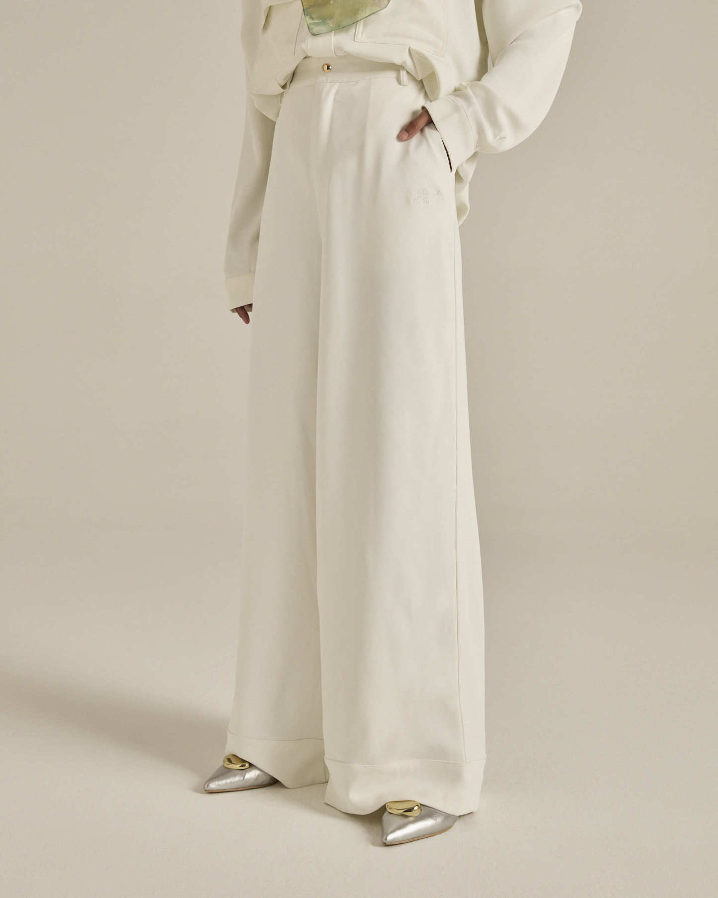 Nadya White Monogram Loose Pants