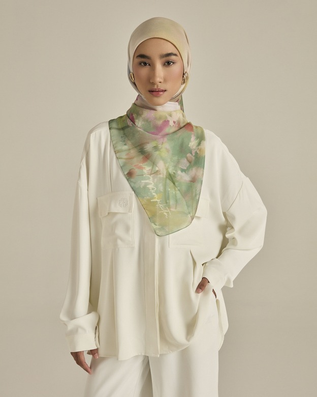 Nadya White Monogram Loose Shirt