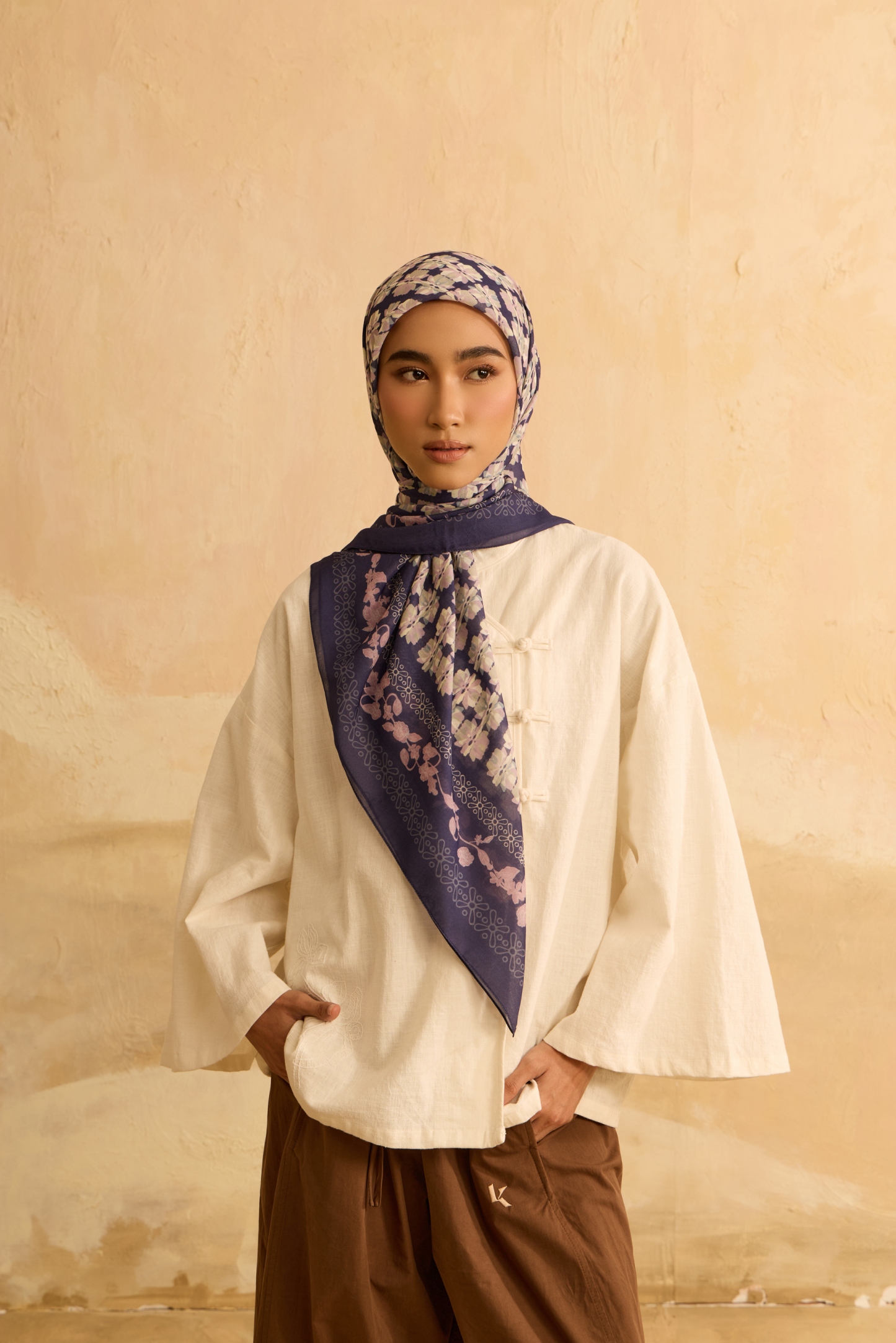 Mimpikita X Elfira Loy Reyna Navy Square Voile Scarf