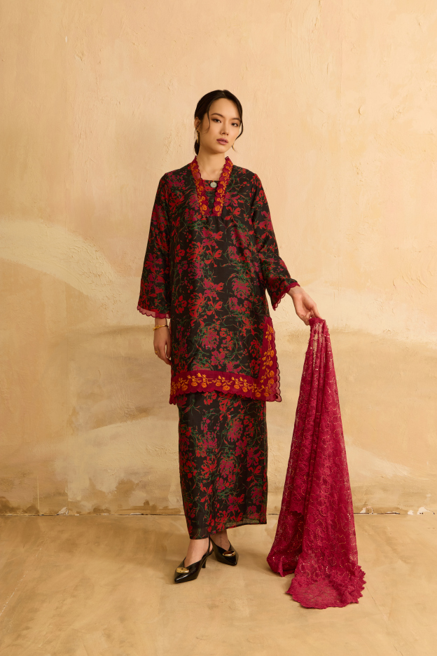 Mentari Black Printed Kurung Set