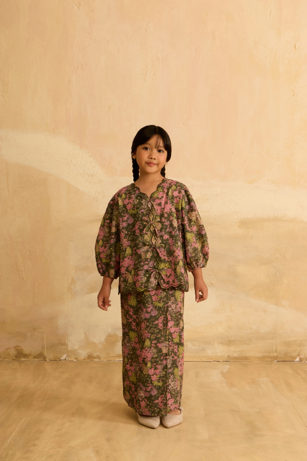 Mini Julia Green Flora Lace Kebaya