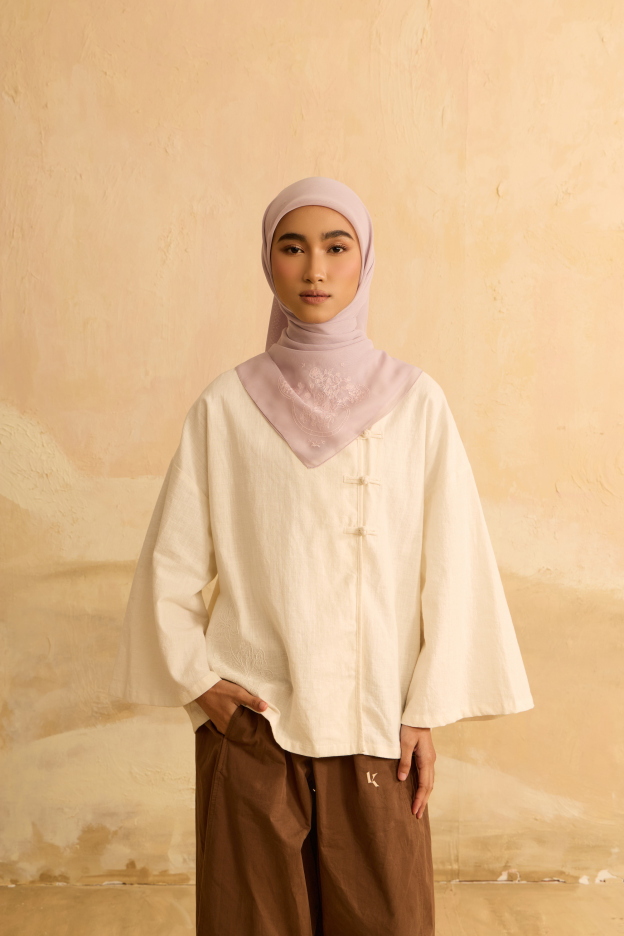 Mimpikita X Elfira Loy Enya Light Pink Embroidered Square Voile Scarf