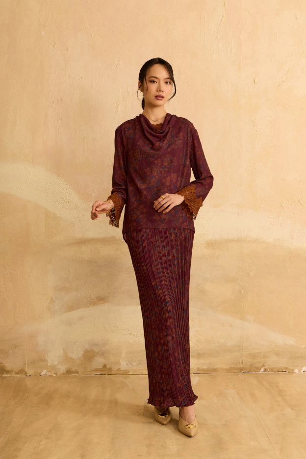 Juwita Dark Maroon Draped Pleated Kurung